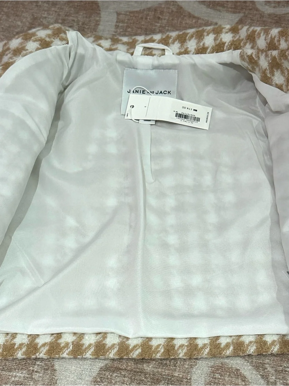 Janie & Jack NWT Houndstooth Knit Jacket and matching Shorts in Beige and White.